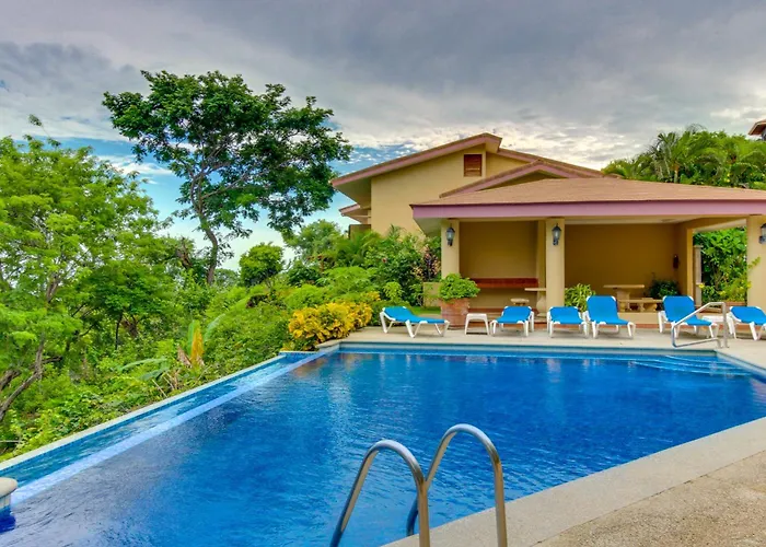 Bahia Pez Vela Resort: W/ Access! * Playa Ocotal