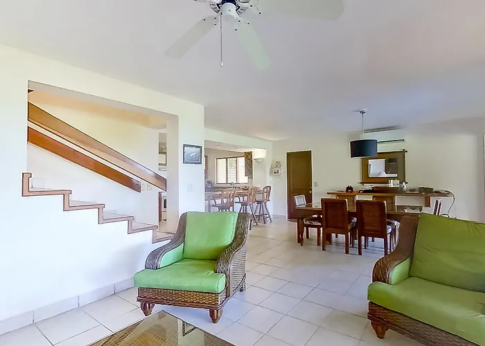 Villa Bahia Pez Vela Resort: W/ Access!